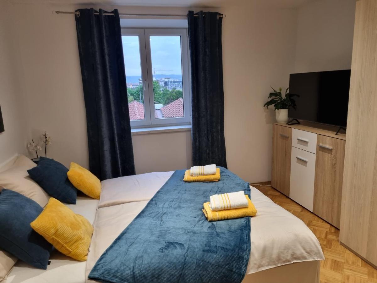Apartma Lumas Koper Exteriör bild