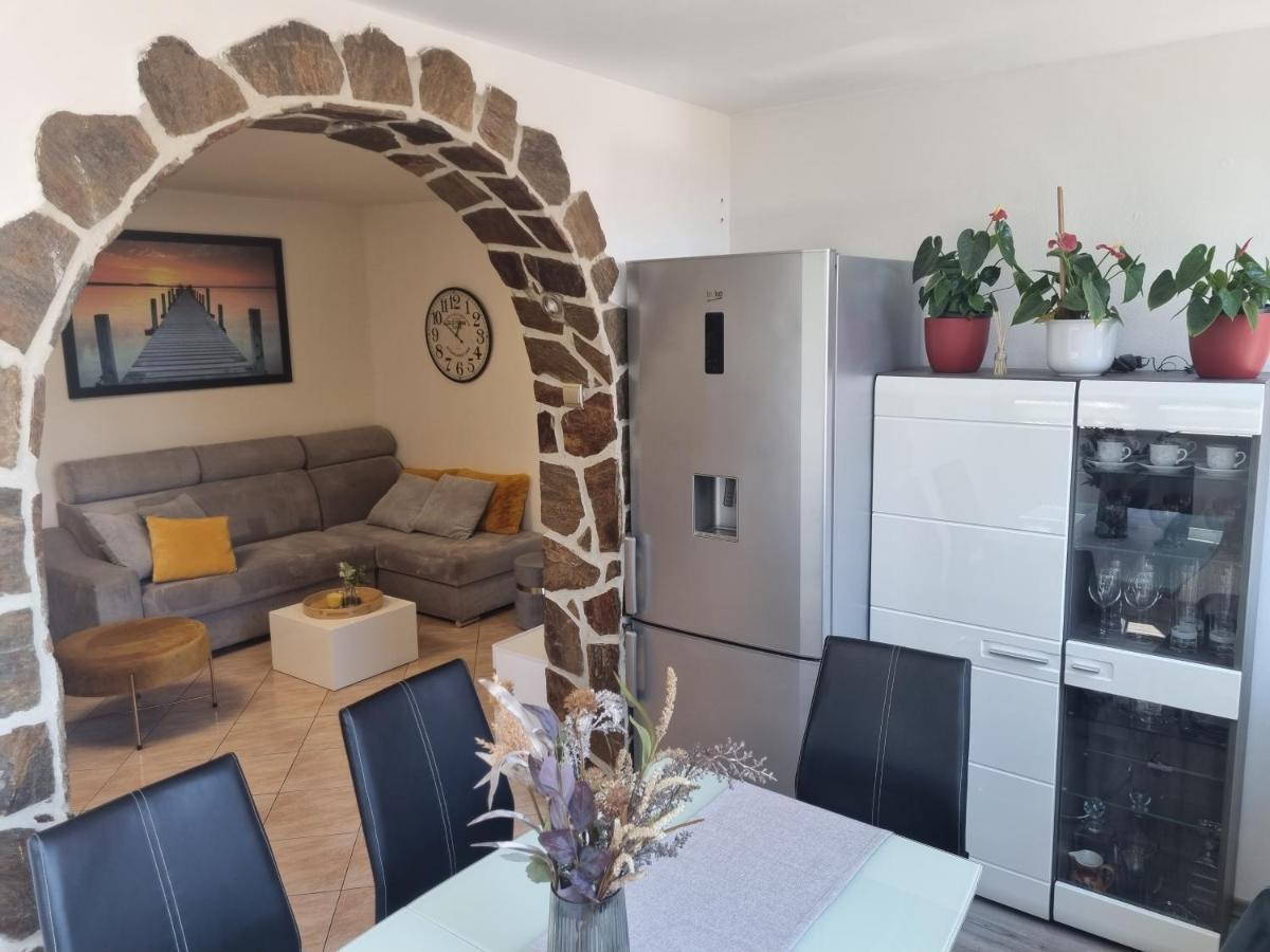 Apartma Lumas Koper Exteriör bild